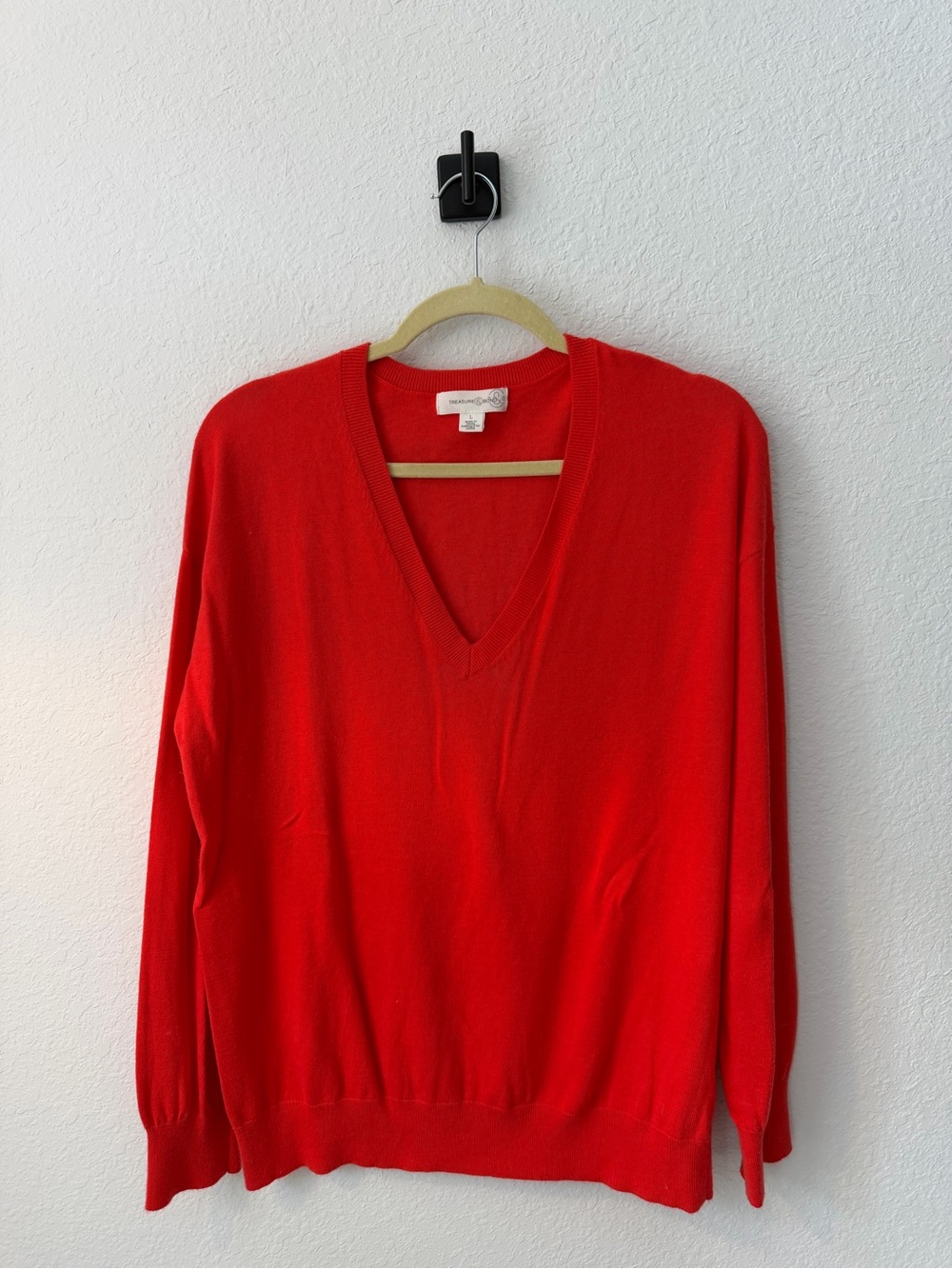 Treasure & Bond V-Neck Lightweight Red Sweater
